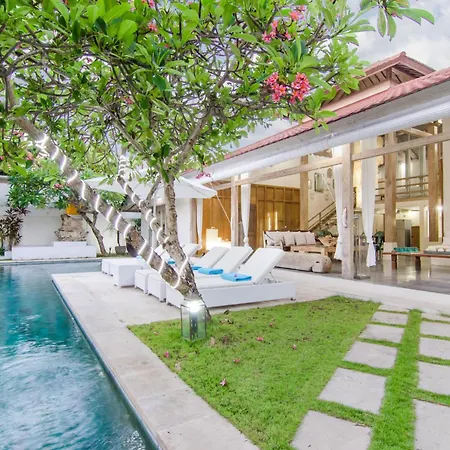 Luxurious&Spacious 4Br Villa In Seminyak
