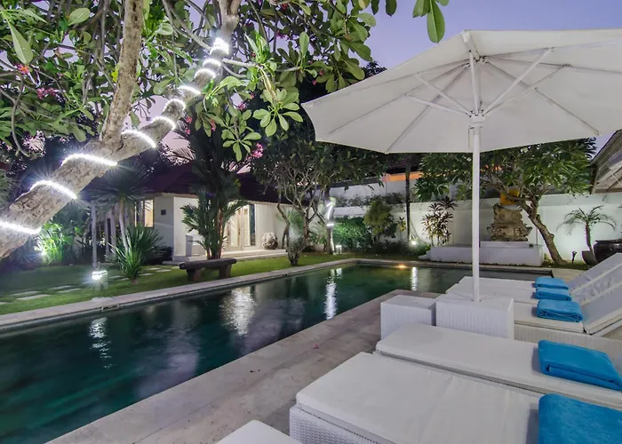 Luxurious&spacious 4br In Villa Seminyak