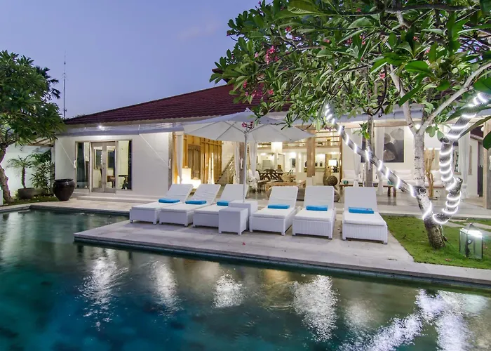 Luxurious&spacious 4br In Villa *
